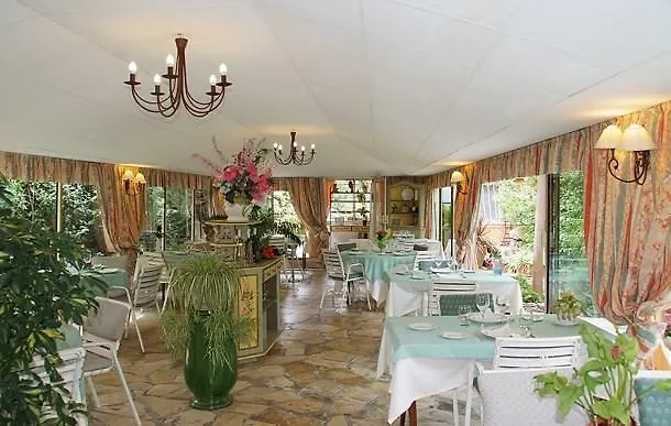 Hotel Le Colombier Villecroze