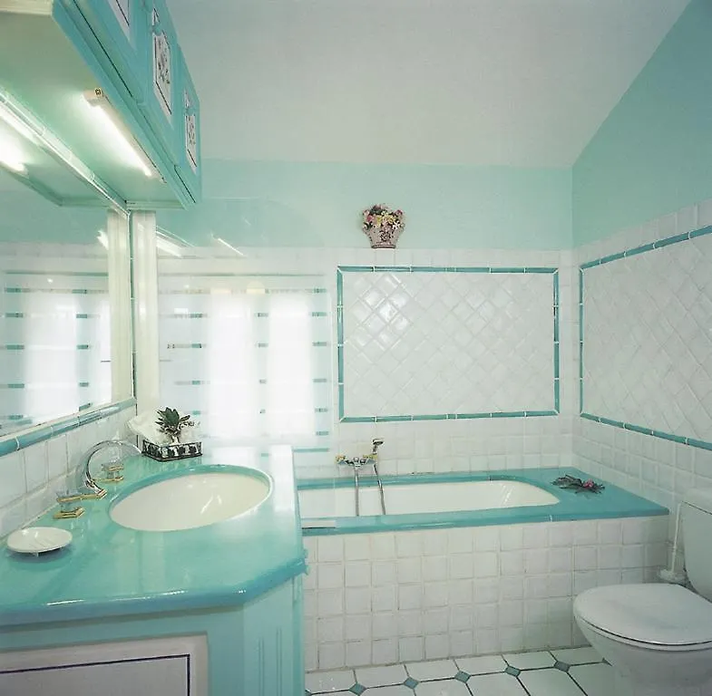Hotel Le Colombier Villecroze France